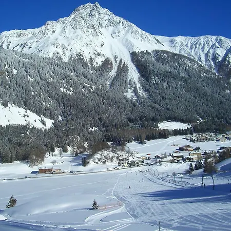 Reschnerhof Bed & Breakfast 3*
