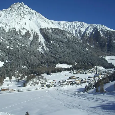 Reschnerhof Bed & Breakfast 3*