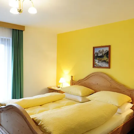 Reschnerhof Bed & Breakfast
