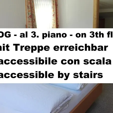 Reschnerhof Bed & Breakfast 3*